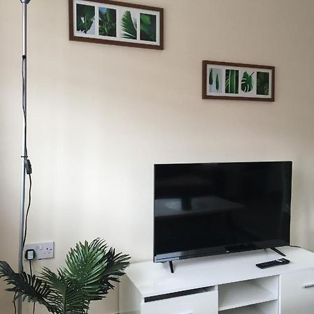 Modern 1 Bedroom Flat Perfect For Match Or City Break Liverpool Eksteriør billede