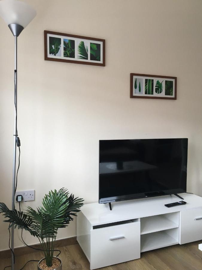 Modern 1 Bedroom Flat Perfect For Match Or City Break Liverpool Eksteriør billede